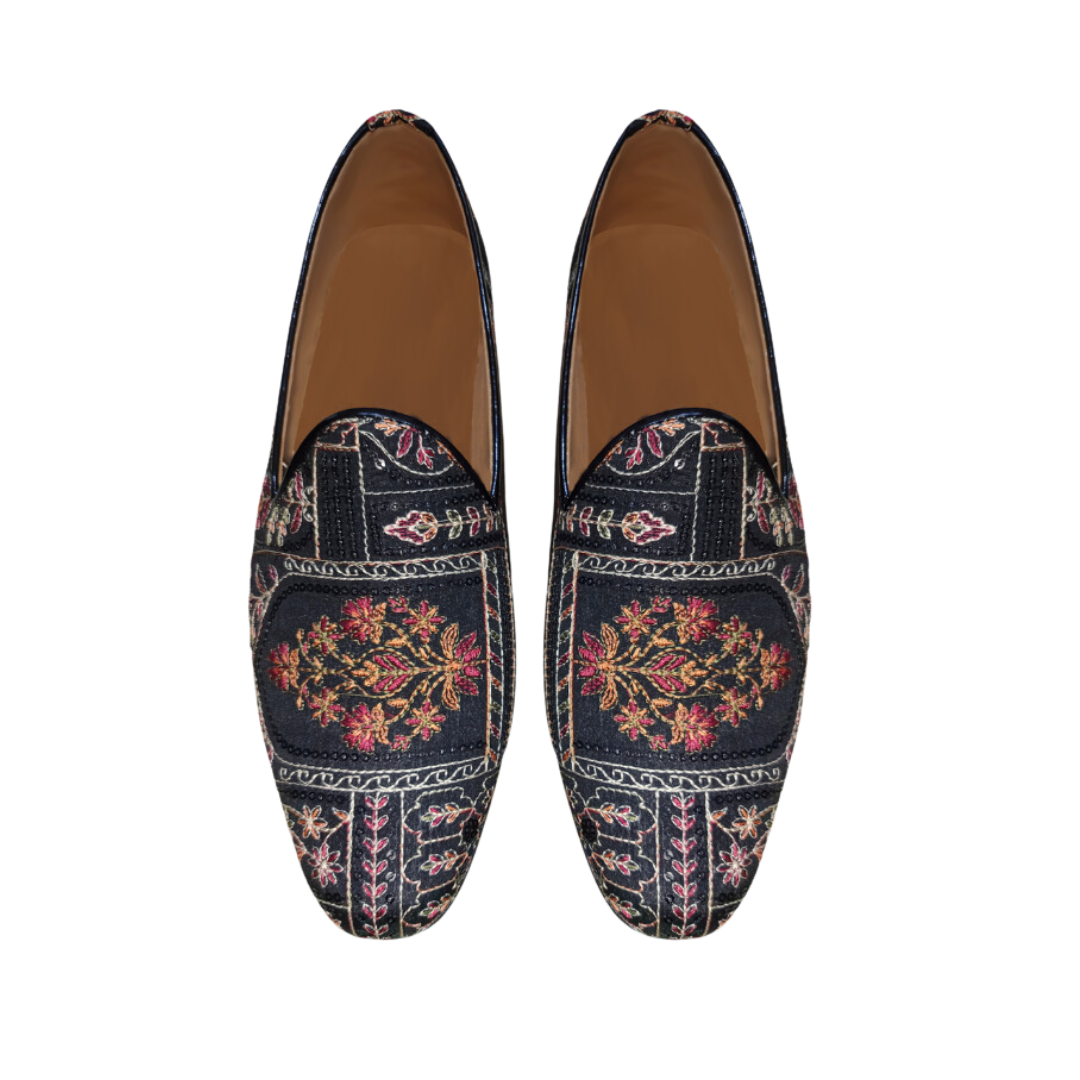 Handmade men's fabric shoes